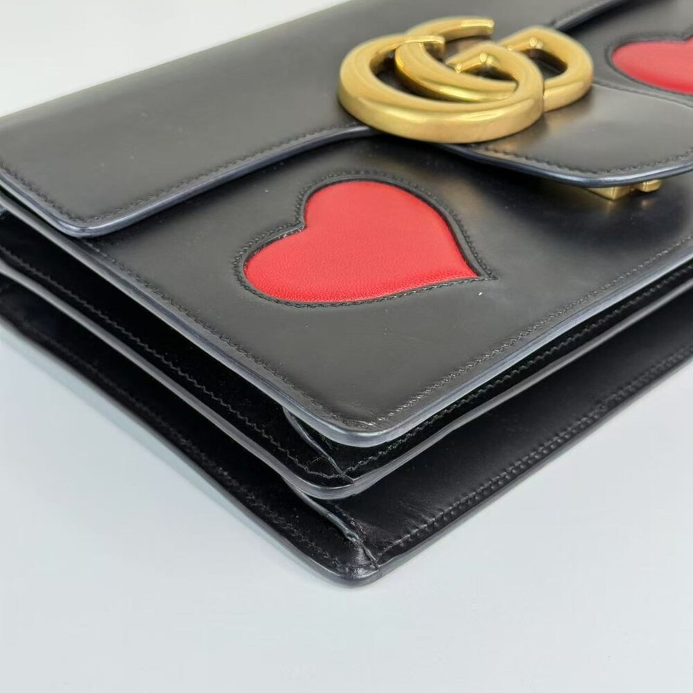 Gucci Black Leather Heart Marmont Shoulder Bag with Red Heart - Picture 6 of 10